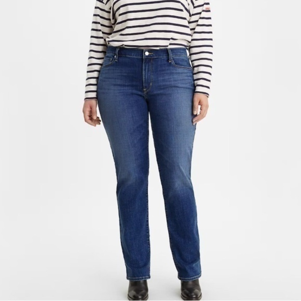 Levi’s Plus Size Mid Rise Straight Leg Jeans 22 / 36W 30L